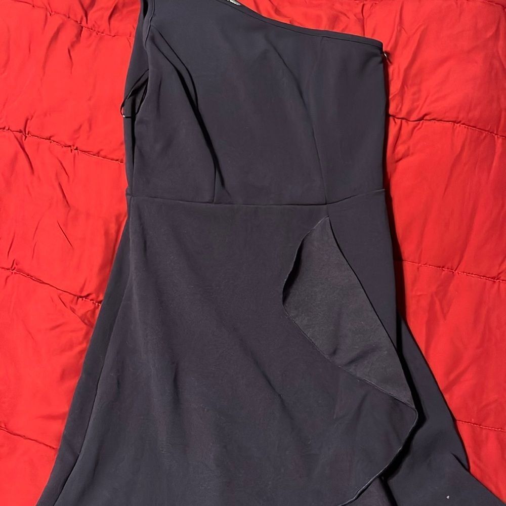 One shoulder navy blue dress